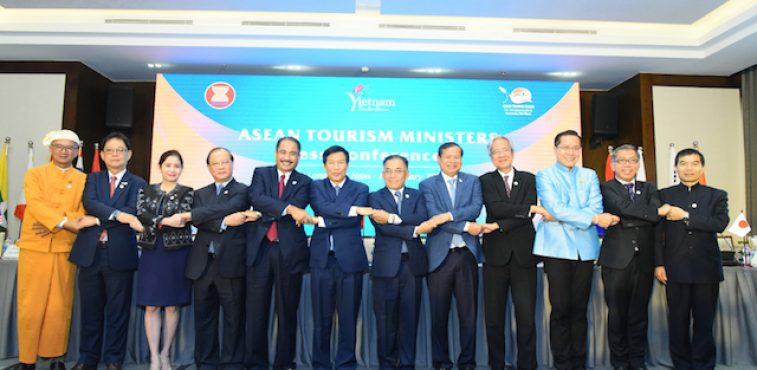 Thajsko donutí všechny turisty sjednat si cestovní pojištění